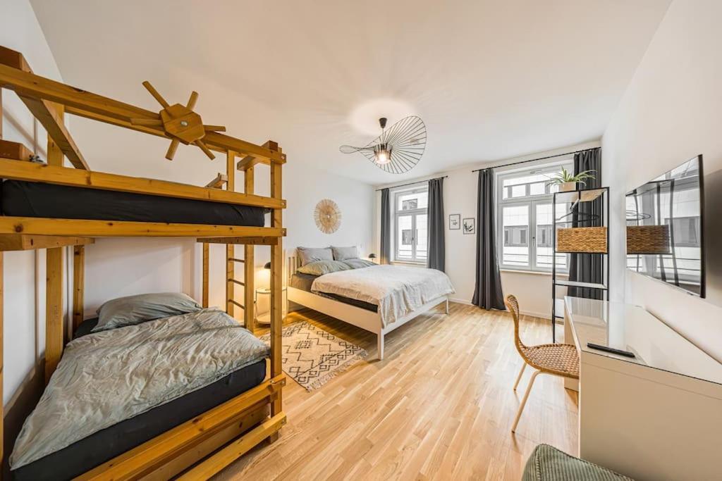 Stylisches Zentrales City-Apartment Mit 2 Balkonen Лейпциг Экстерьер фото